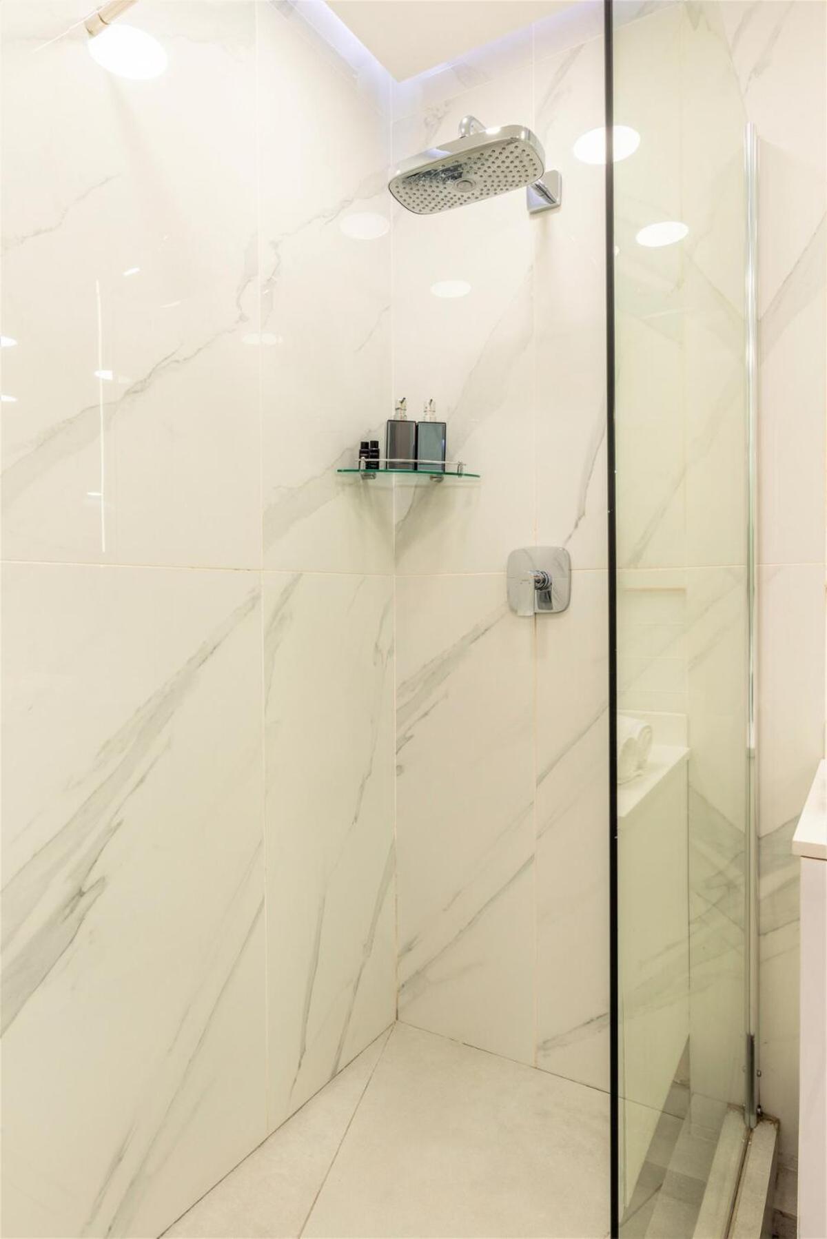 6a Diplomat Apartment Cape Town